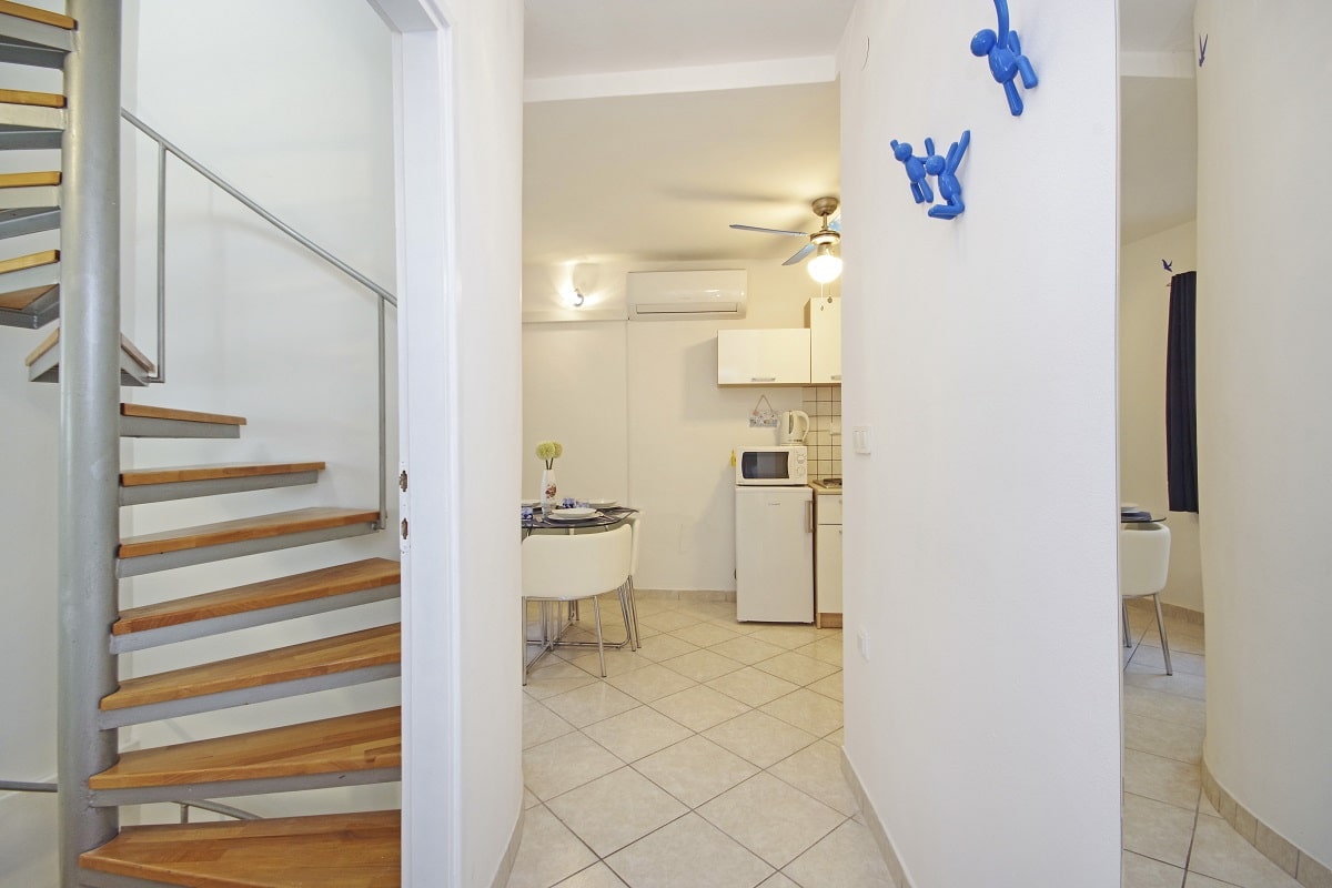 Apartment Žal 1 (2+2), Betina - Murter, Croatia